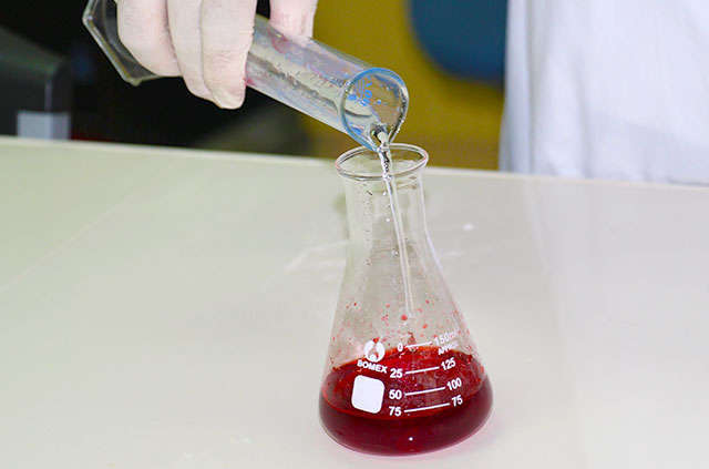 Laboratory-Analysis-Img